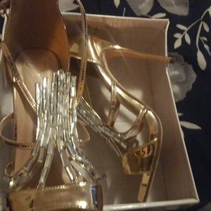 Ladie's Rose gold metallic Heel's Sz 10